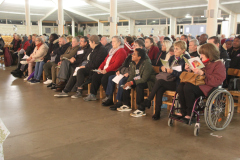 2023-11-18-Veillee-et-procession-Journee-des-Pauvres-a-Banneux-13
