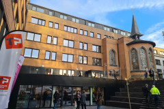 53393748029_4946615025_k