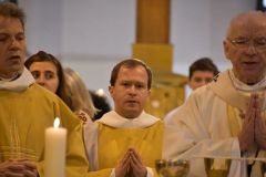 52614739124_457e7e420e_c.jpg-B